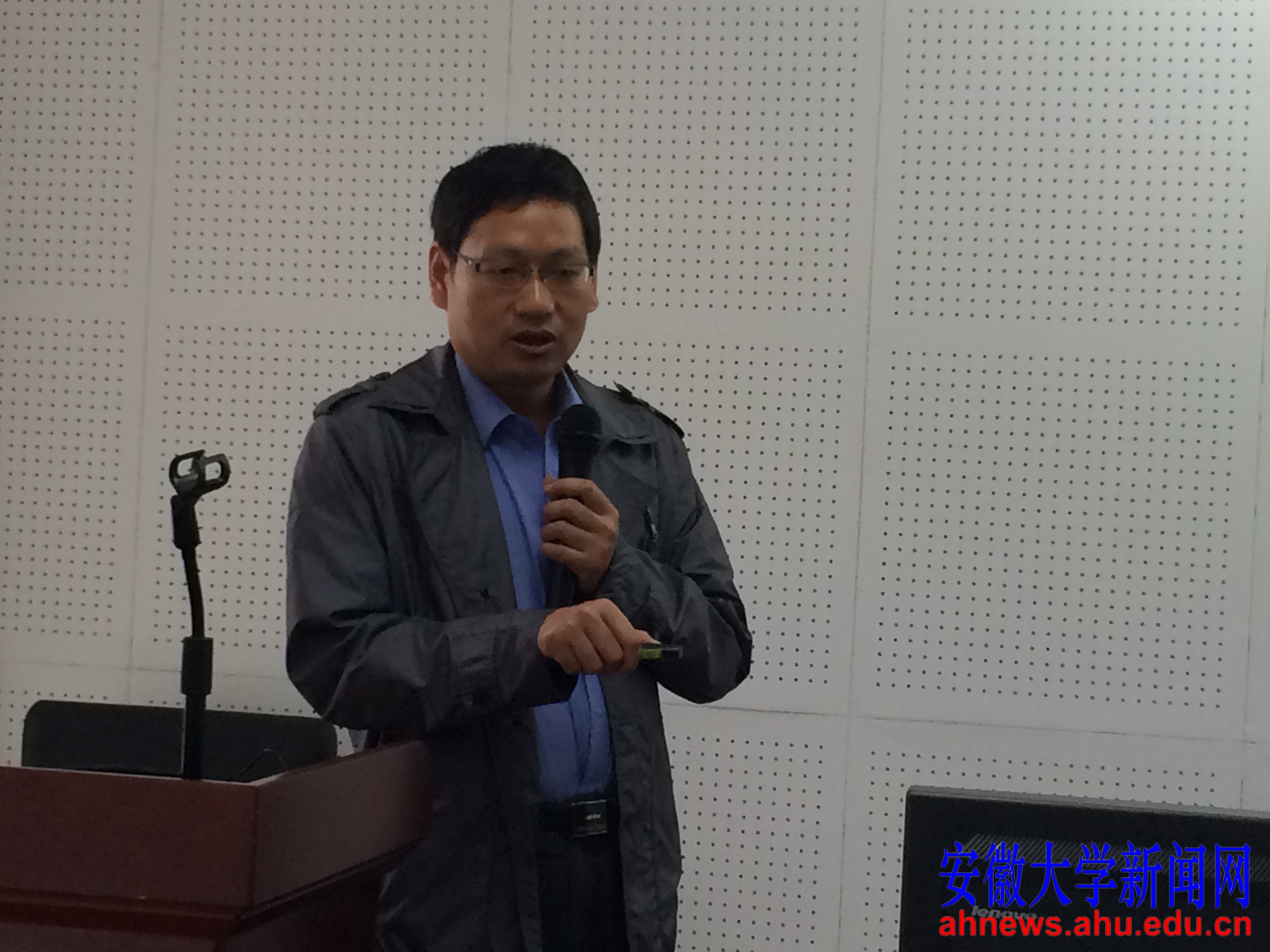 周爱国教授讲述"二维过渡金属碳化物mxene的制备与性能"