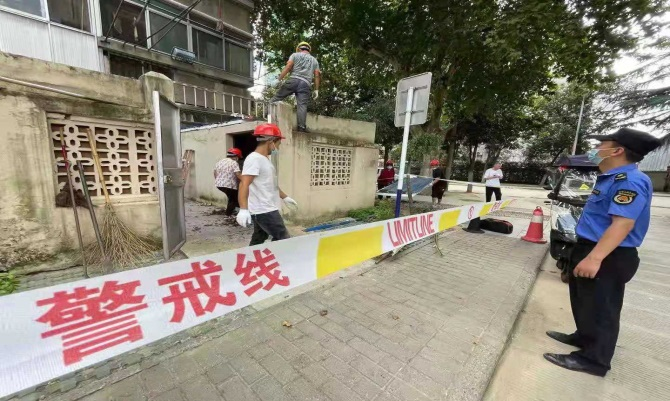 学校拆除龙河校区部分违法建设