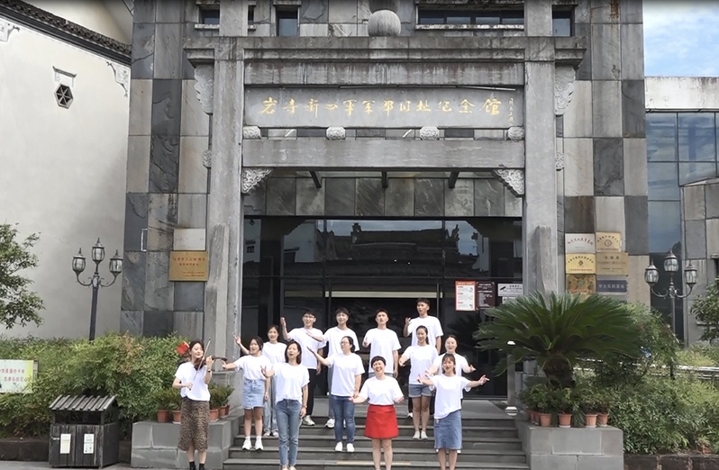 艺术学院“文艺轻骑兵”展魅力